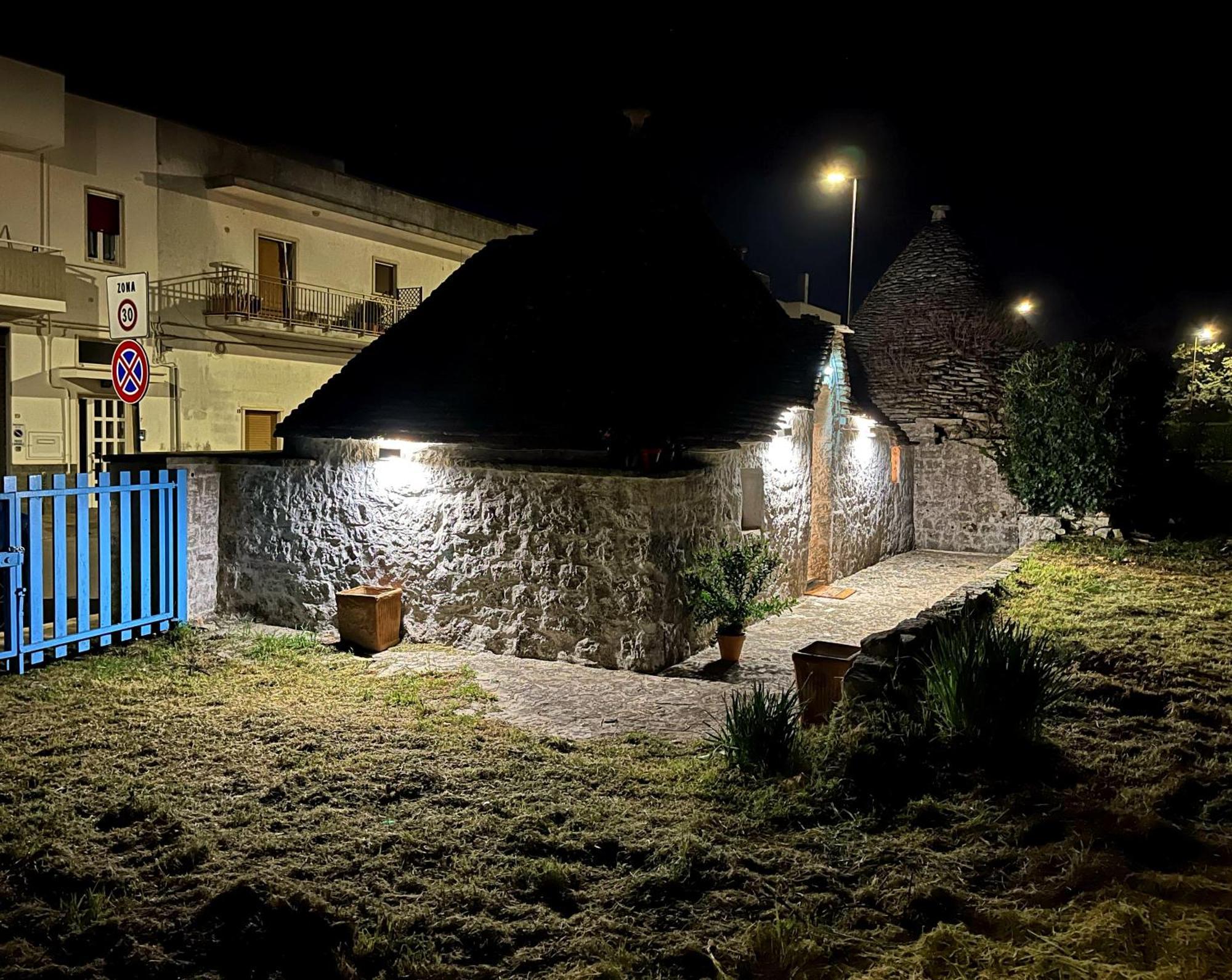 Trullo Liliana Villa อัลเบโรเบลโล ภายนอก รูปภาพ